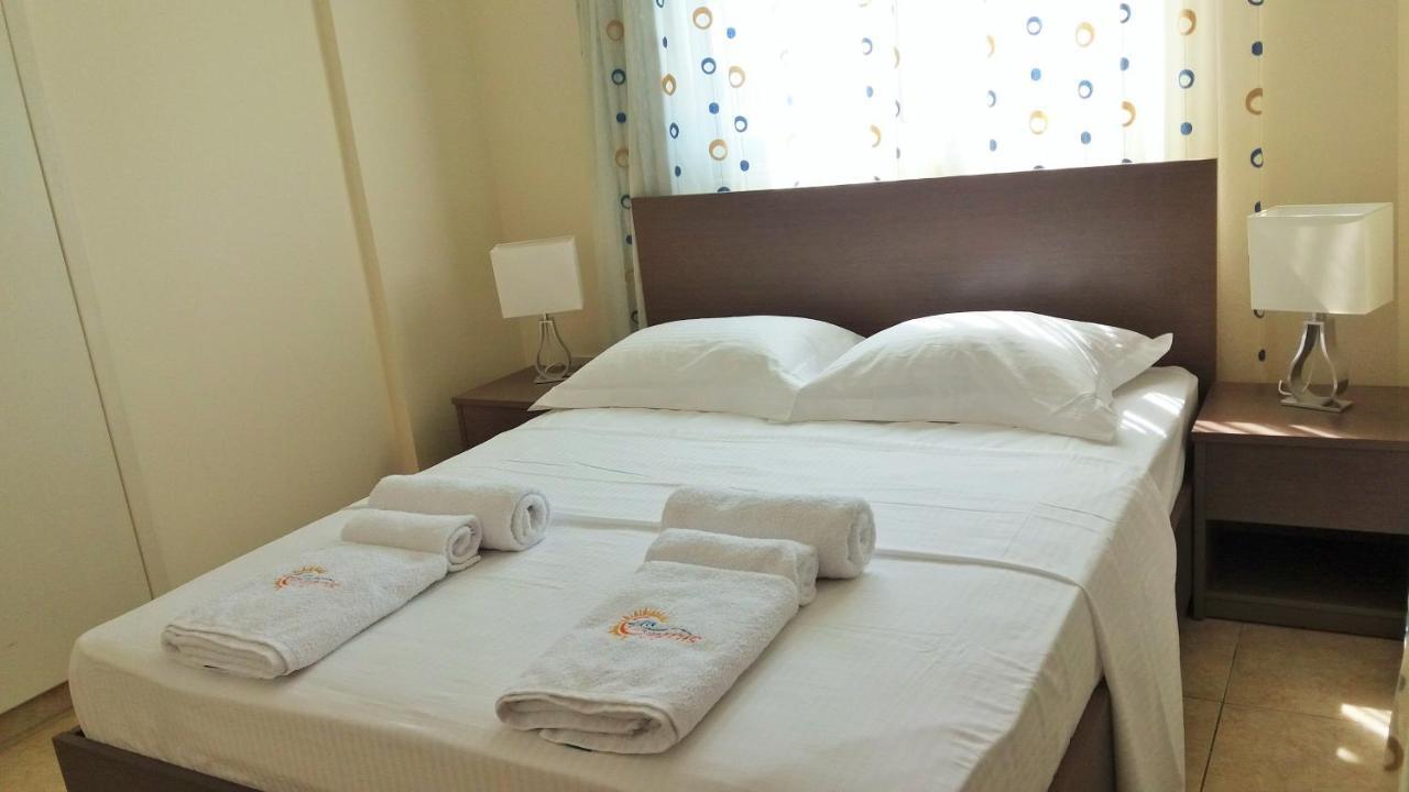 403 Apartment Carisa Artemis Court Larnaca Buitenkant foto